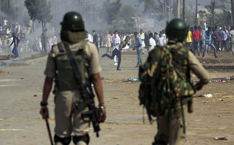 Police fire tear gas to quell anti-India protests in Kashmir