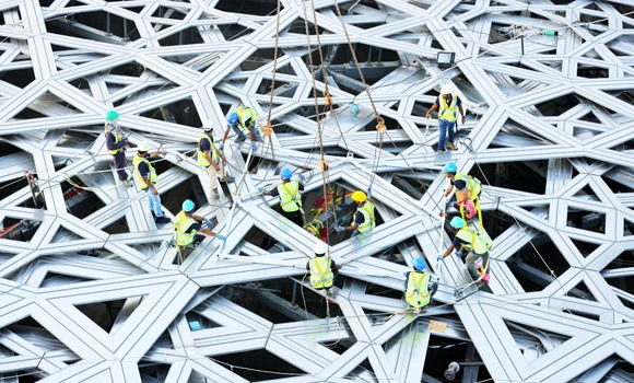 Abu Dhabi’s Louvre museum gains star canopy dome