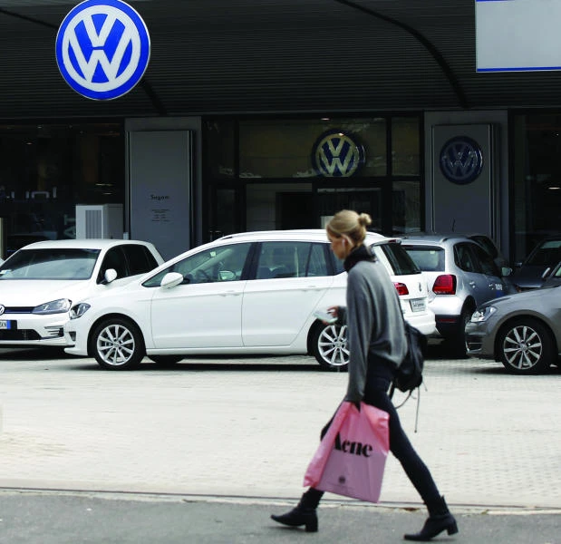VW ‘was warned of emissions test cheating years ago’