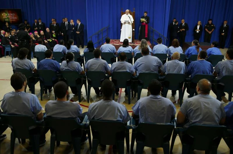 Pope meets sex abuse victims, promises accountability