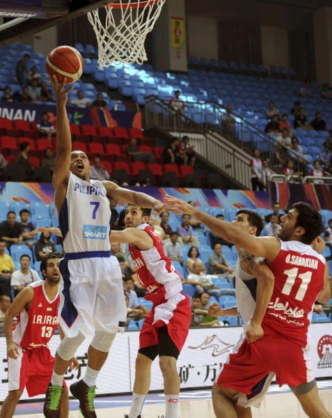 Gilas Pilipinas stuns Iran 87-73