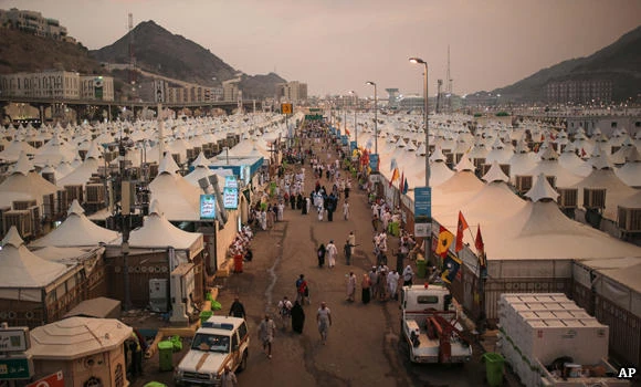 Debate on Mina tragedy still active on social media