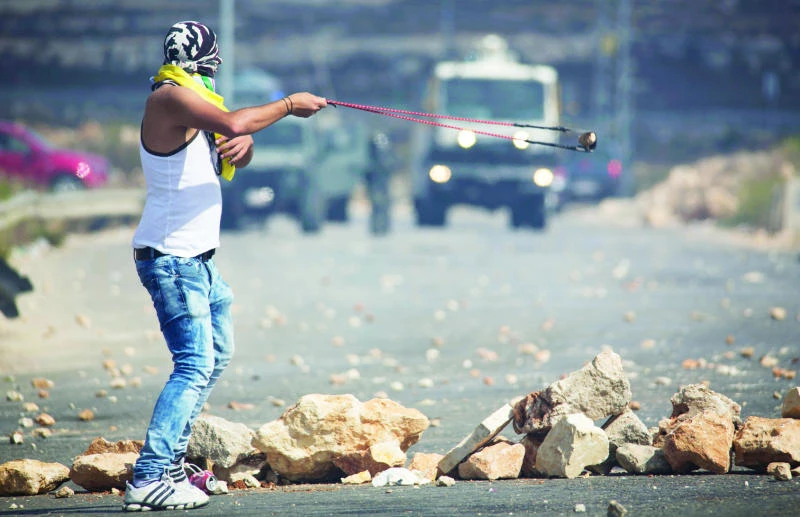 Palestinians, Israeli forces
clash amid holy site tensions