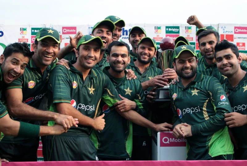 Akmal helps Pakistan to T20 victory over Zimbabwe