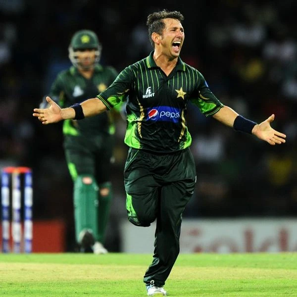 Yasir’s spin wrecks Zimbabwe; Pakistan cruises to 131-run win