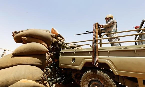 Three women hurt
in Houthi shelling