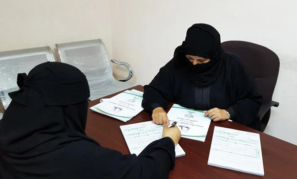 Polls: 1,066 women among 7,600 in fray