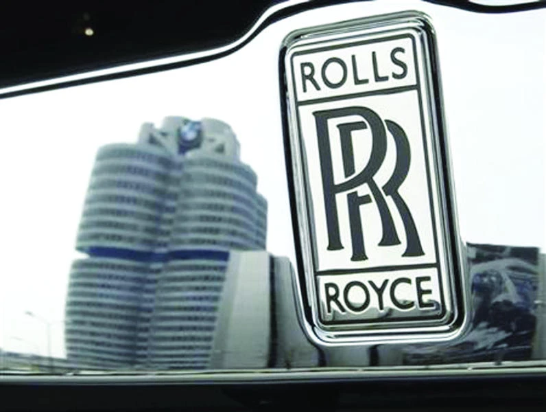 Rolls-Royce to cut more staff at its marine unit