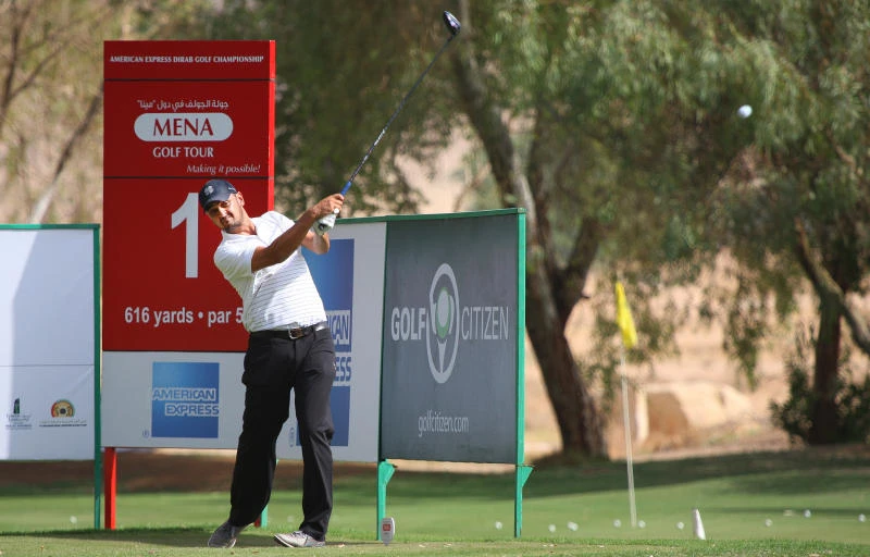 Canizares, Hinton share lead in American Express Dirab Golf Championship