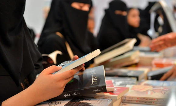 Jeddah book fair to promote young writers