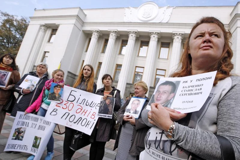 Pro-Russian rebels in Ukraine postpone disputed elections