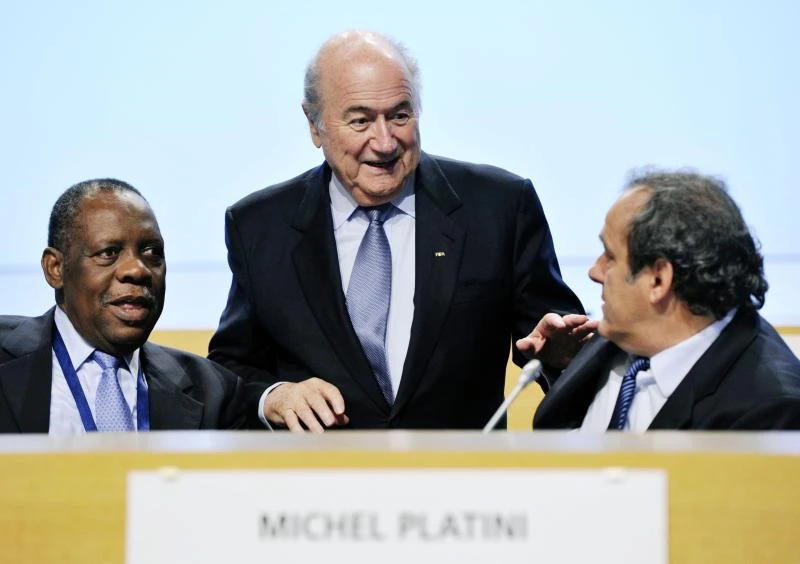 Blatter fights ban amid FIFA turmoil