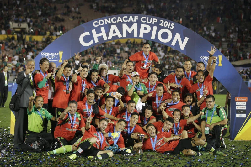 Mexico clinches CONCACAF Cup against United States