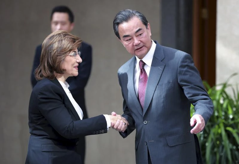 China foreign minister says supports Syrian sovereignty