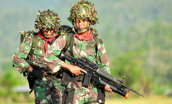 Indonesia deploys troops to calm religious unrest