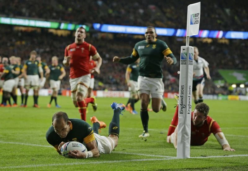 Late Du Preez try sends Springboks into semifinals