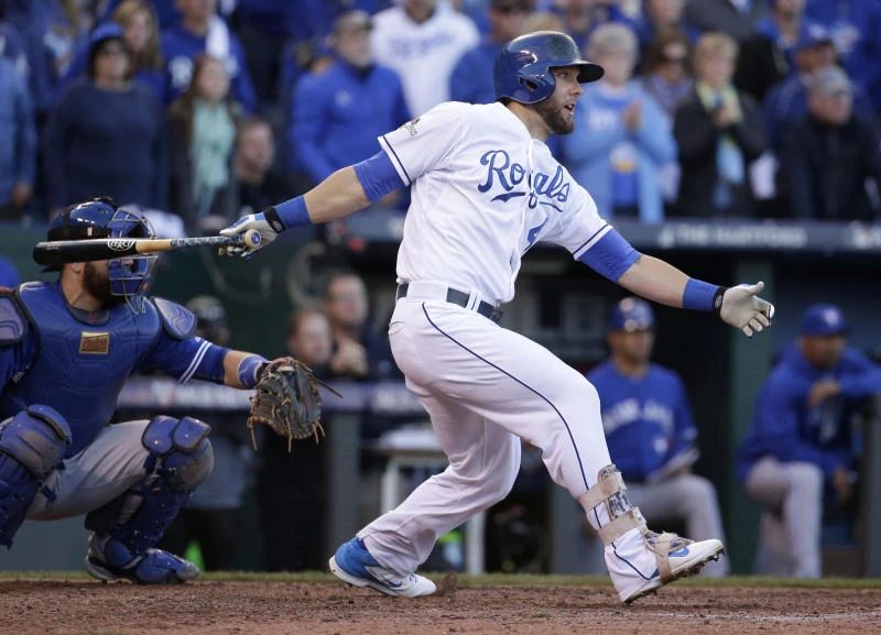 Royals go 2-0 in ALCS, Mets win opener
