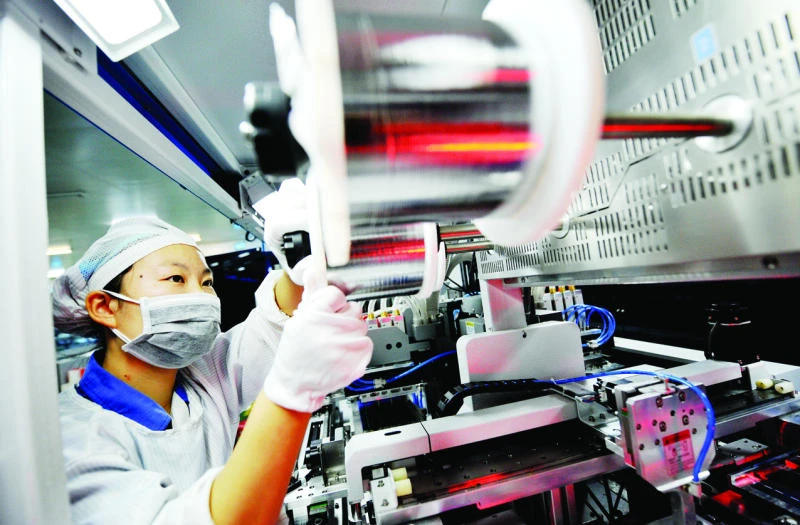 China economic growth hits lowest since financial crisis