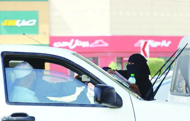 Woman invades male territory in Riyadh