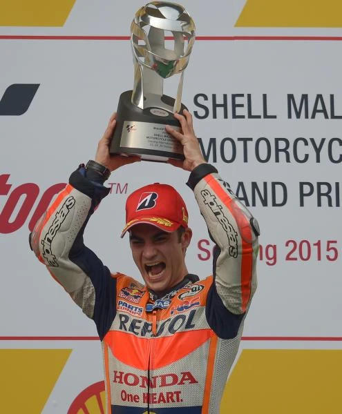 Pedrosa rules Malaysia GP, Lorenzo gains on Rossi in title race