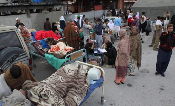 Death toll reaches 311 in quake-hit Pakistani, Afghan areas