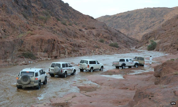 Flash floods in northern region kill 6