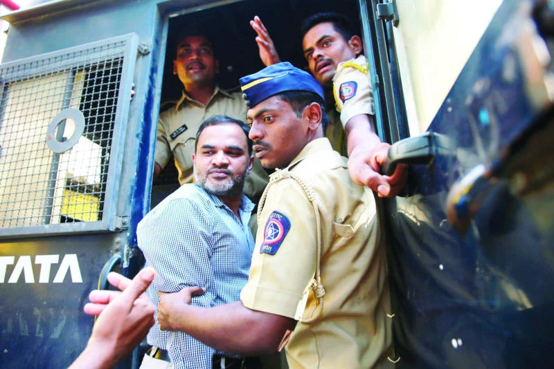 India sentences five men to death for 2006 Mumbai train blasts
