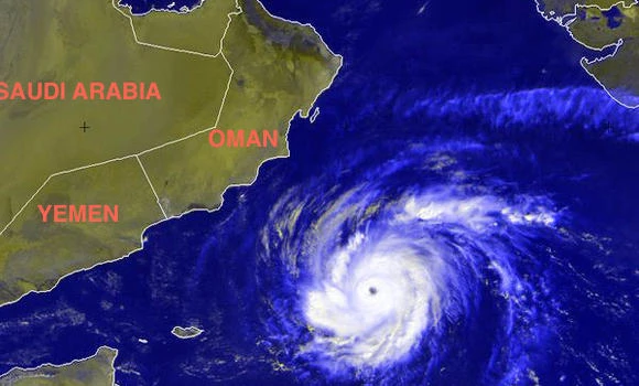 Oman, Yemen warn coastal areas as severe cyclone approaches
