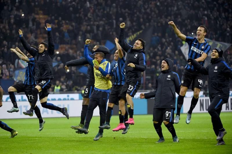 Inter edges past Roma to take top spot; Juve downs Torino