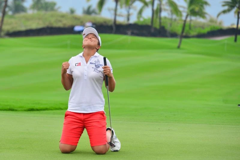 Kim birdies last to grab stunning victory in China