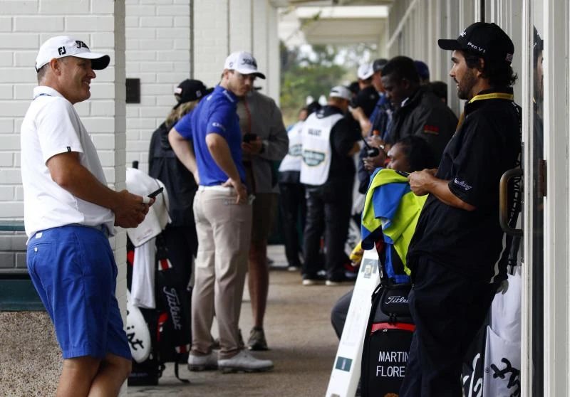 Castro clings to 1-stroke lead at rain-hit Sanderson Farms tilt