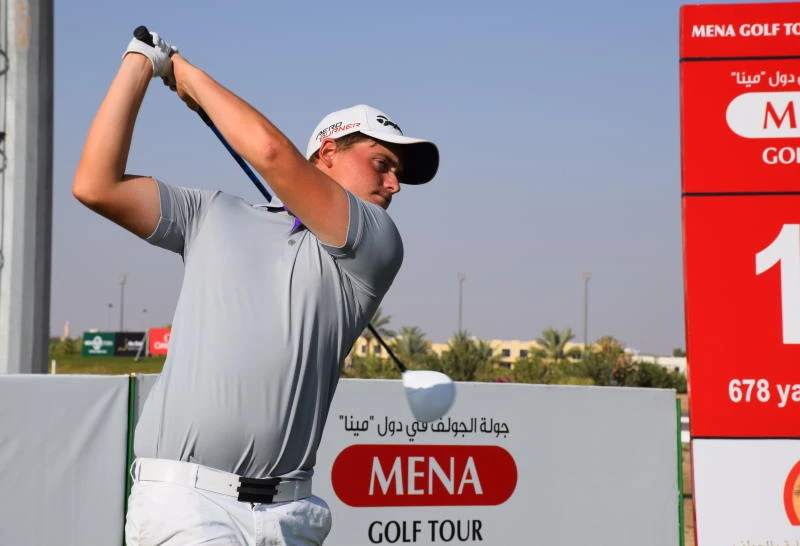 England’s Campbell surges one clear in Tour Championship