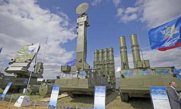Russia finalizes key air defense deal with Iran