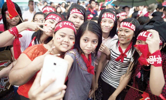 Suu Kyi party chalks up wins in first Myanmar poll results