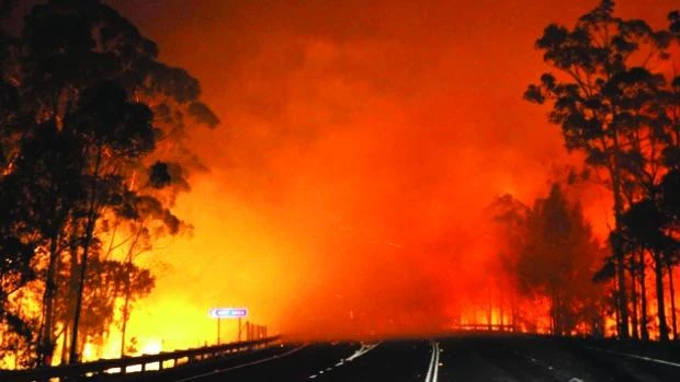 4 die in wildfires raging across Australia’s southwest