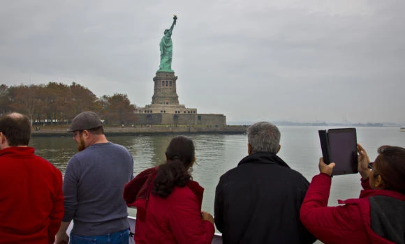 Lady Liberty in NY statue originally Muslim meant for Suez Canal
