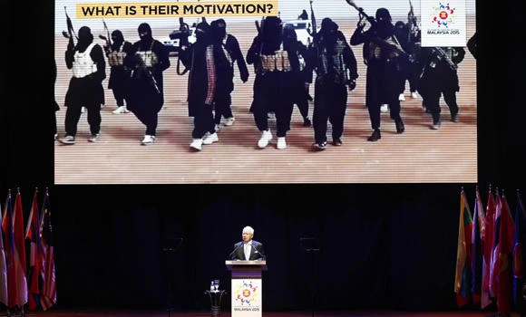 Malaysia, Obama vow no safe haven for Daesh