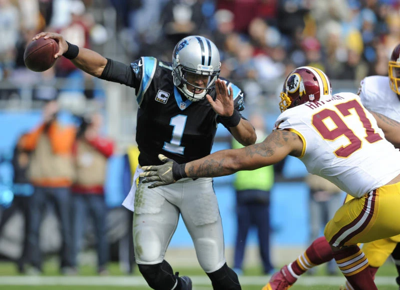 Newton throws 5 TDs as Panthers stay perfect