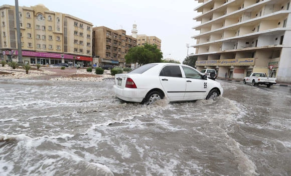 Qatar bans contractors leaving country in rain-damage probe