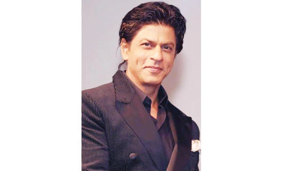SRK to play extended cameo in Shinde’s next movie?
