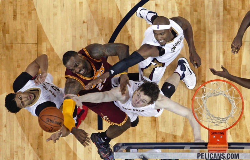 Pelicans survive James’ late surge, beat Cavs 114-108 in OT