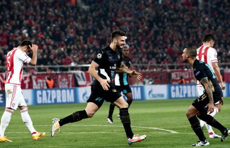 Arsenal, Chelsea through to Champions League last 16