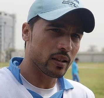 Pakistan includes Amir among Super League players