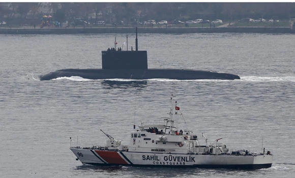 Russian destroyer wards off Turkish fishing ship in Aegean