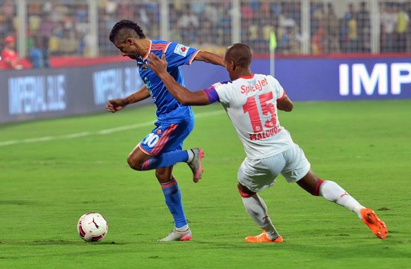 Zico’s Goa romps past Carlos’s Delhi to reach ISL final