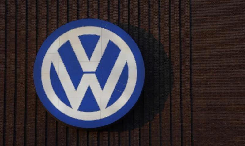 EU probes Volkswagen for alleged misuse of funds