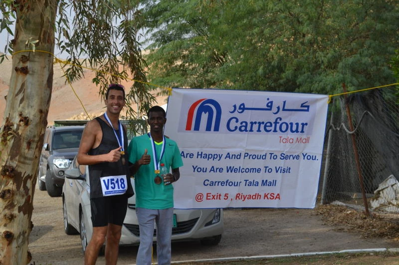 Ozaybi cruises to win, Saller snatches it on the line