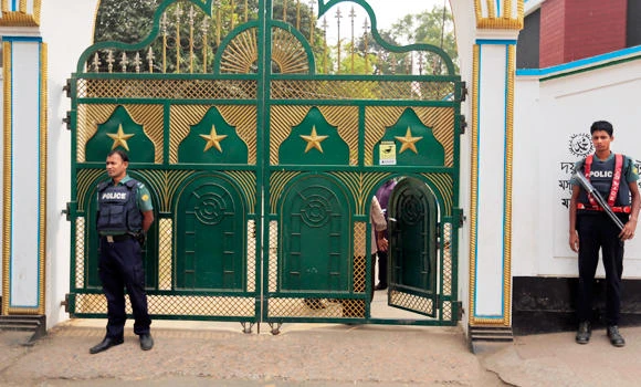Explosions rock Bangladesh naval mosque; 6 injured