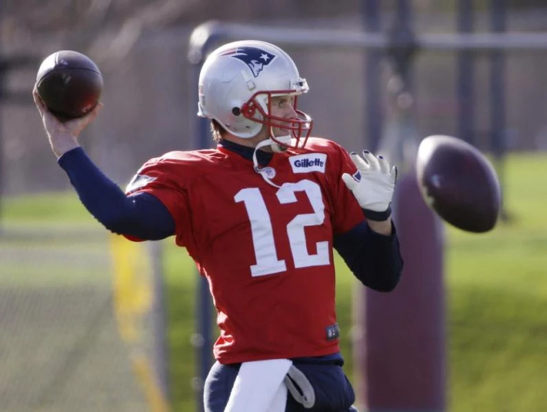 Brady listed as questionable for Sunday vs. Titans