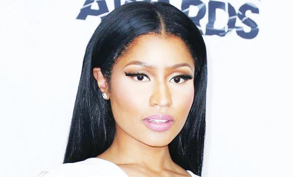 Minaj performs at Angola concert despite protests